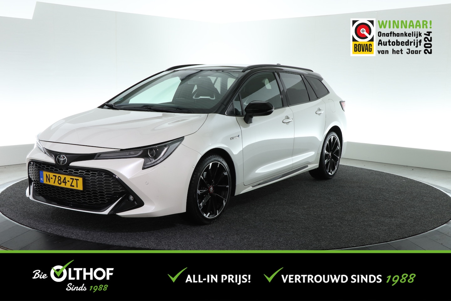 Toyota Corolla Touring Sports - 2.0 Hybrid Business GR-Sport | TWO TONE | HUD | ADAP. CRUISE | CAMERA | CARPLAY| - AutoWereld.nl