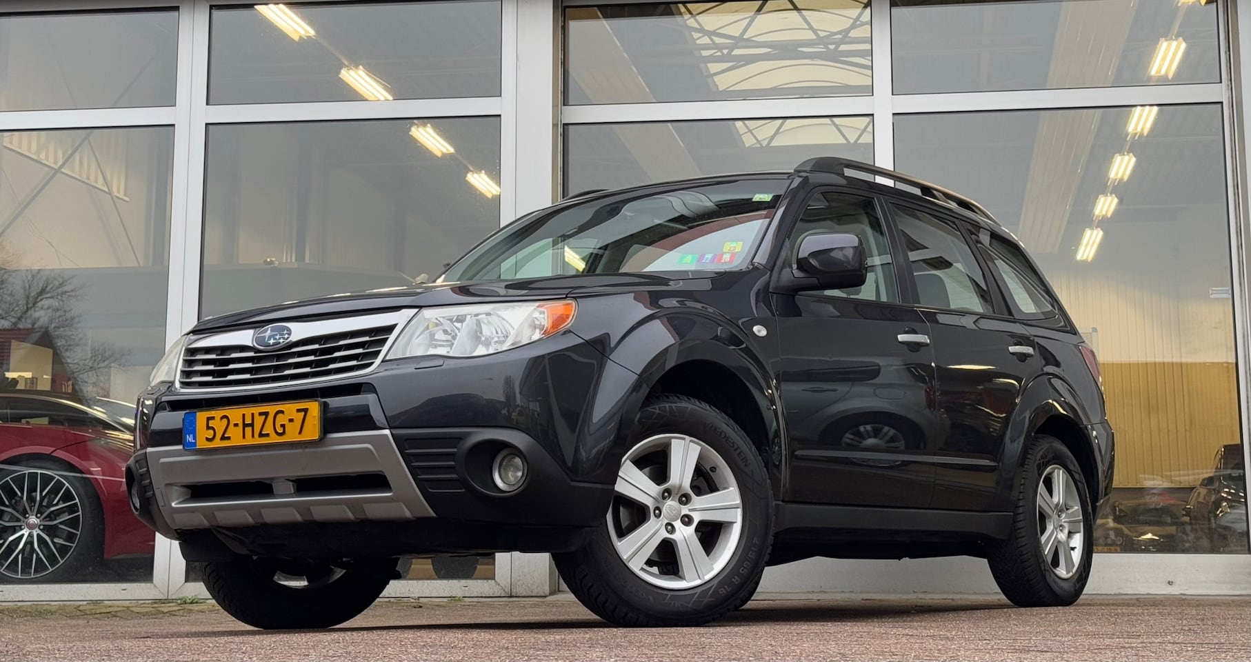 Subaru Forester - 2.0i Comfort Schuif/kantel dak 3e Eigenaar Trekhaak - AutoWereld.nl