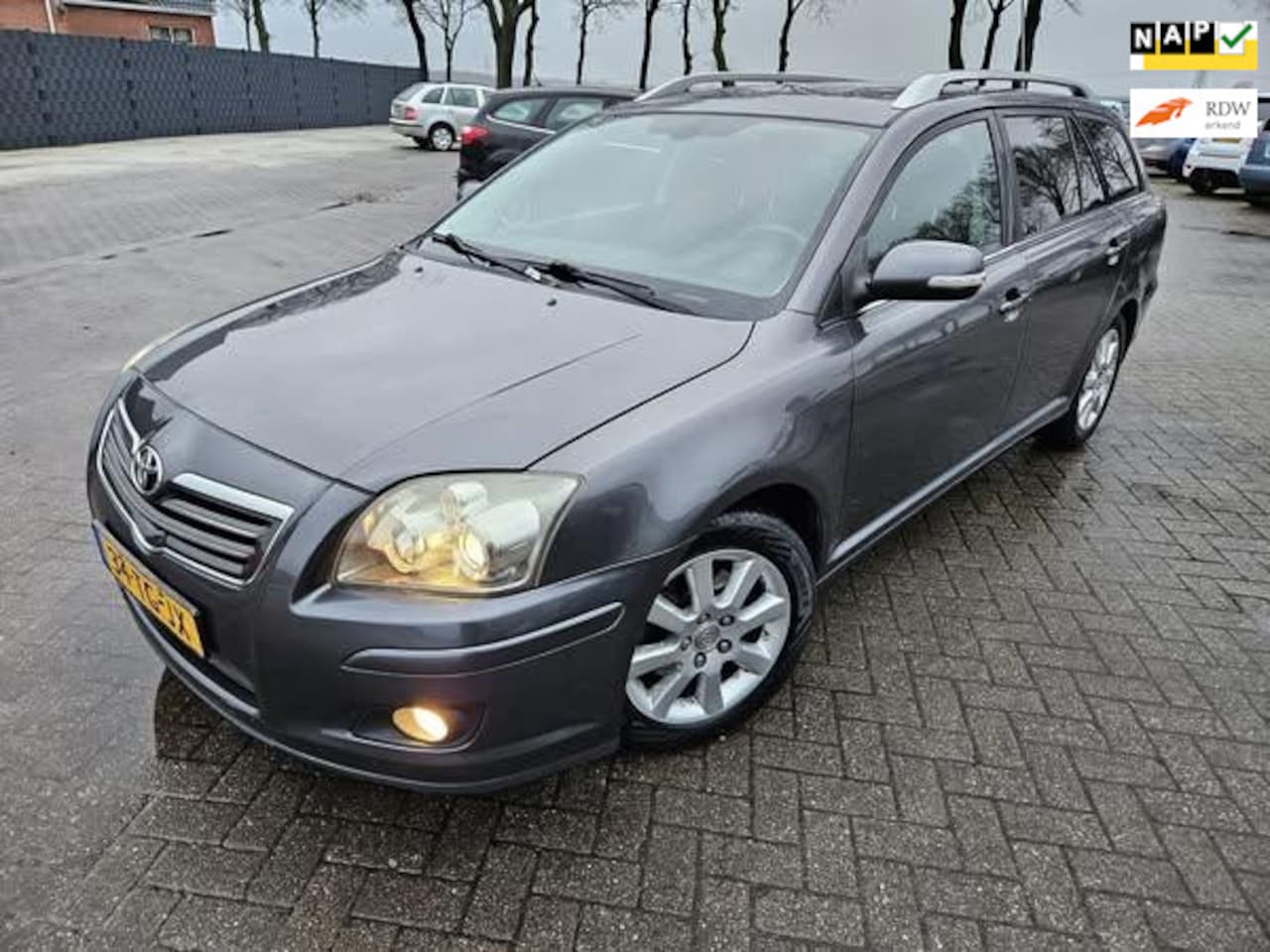 Toyota Avensis Wagon - 2.2 D-4D Luna. 2006. Climate/Cruise/Trekhaak. Top onderhouden! - AutoWereld.nl