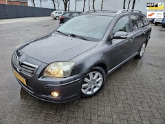 Toyota Avensis Wagon - 2.2 D-4D Luna. 2006. Climate/Cruise/Trekhaak. Top onderhouden