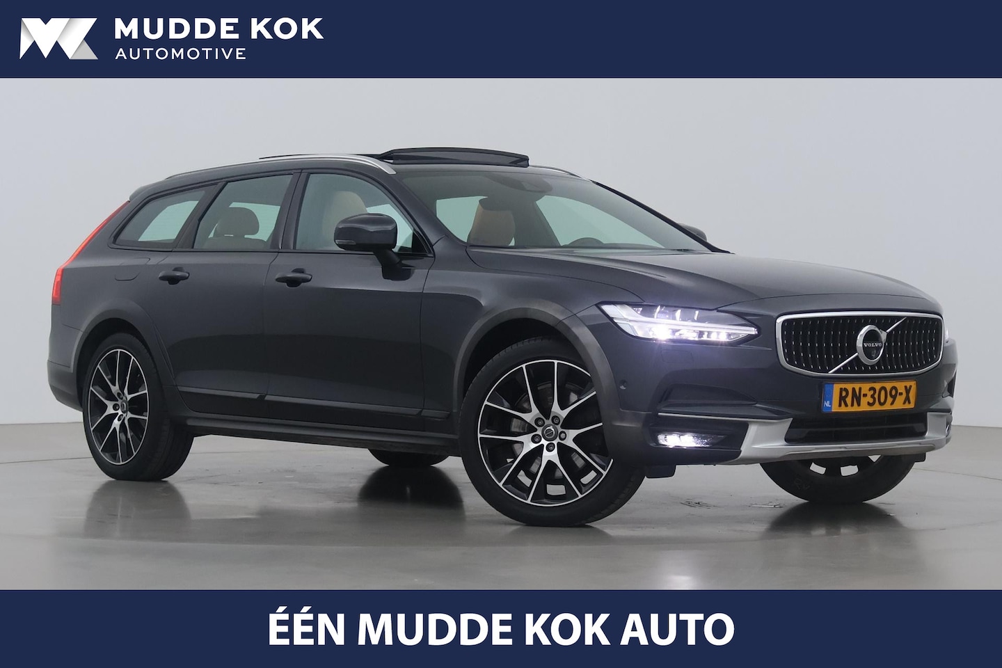 Volvo V90 Cross Country - T5 AWD Pro | Bowers&Wilkins | Massage+Ventilatie | Head-Up | 360° Camera | 20 Inch - AutoWereld.nl