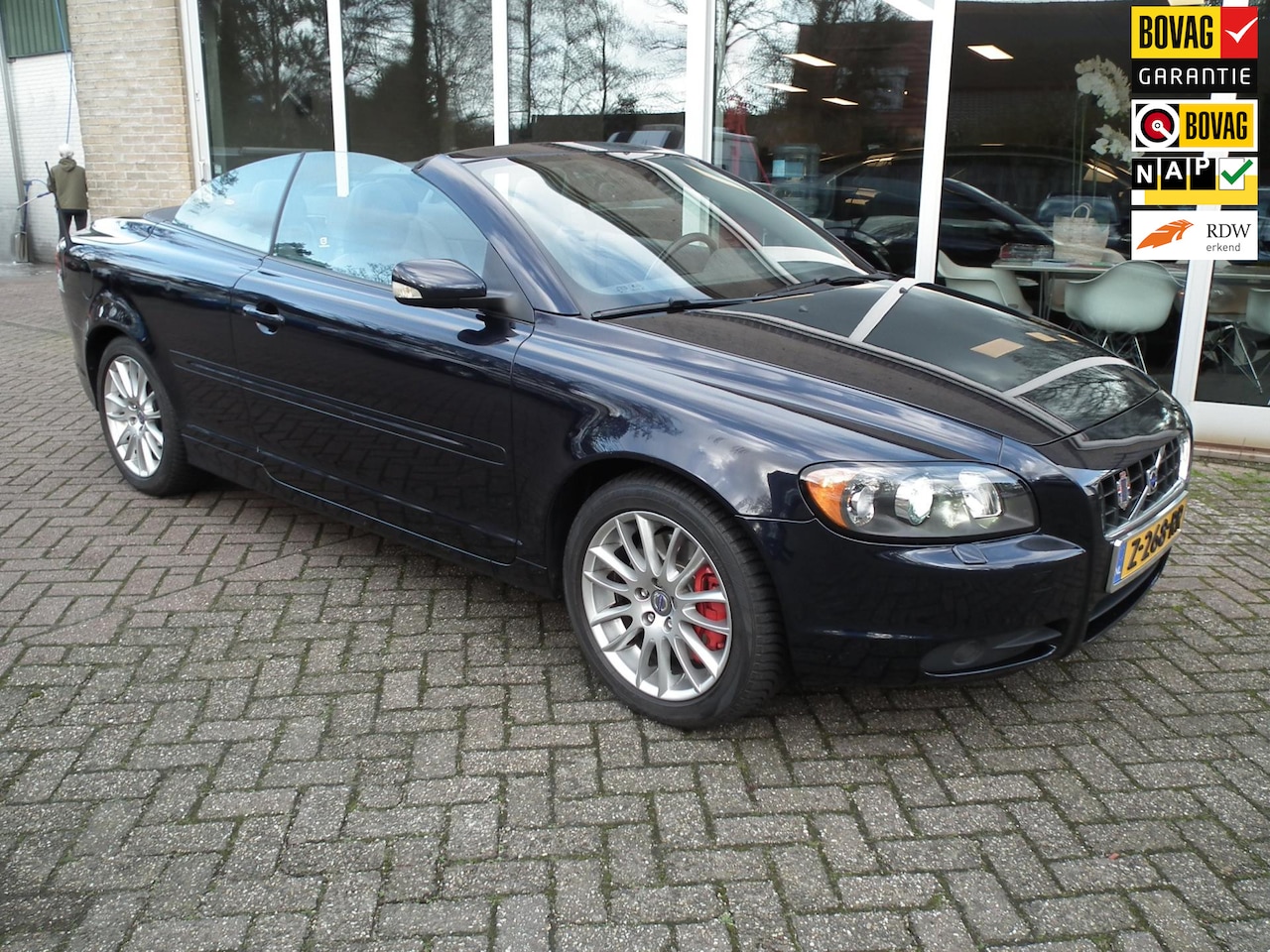 Volvo C70 Convertible - 2.4i Kinetic youngtimer cabrio 133000 km! - AutoWereld.nl