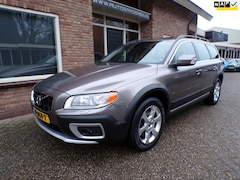 Volvo XC70 - 2.0 D3 FWD Momentum Automaat / Leder / Navi / Schuifdak