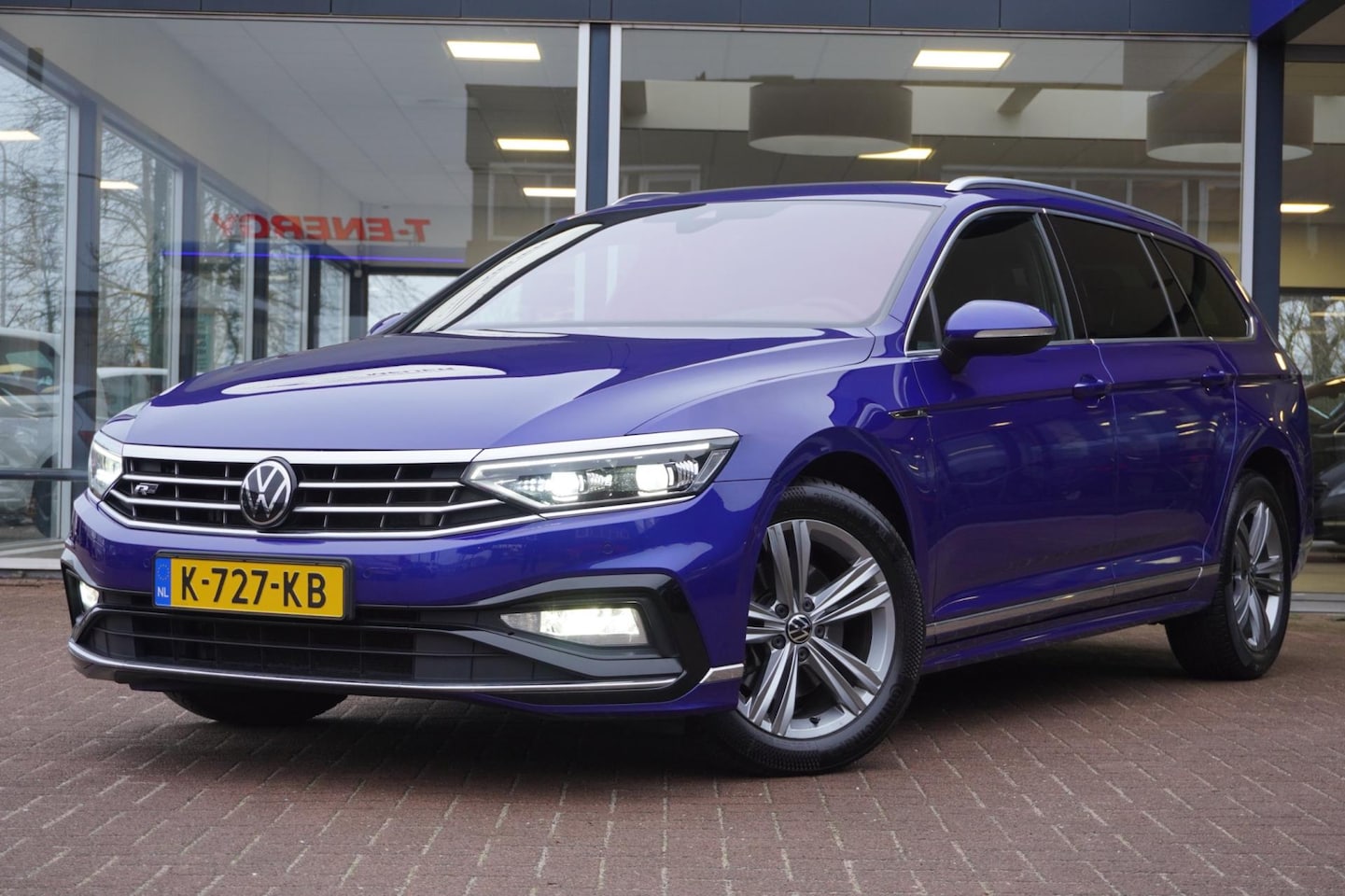 Volkswagen Passat Variant - 1.5 TSI R-Line Business + Automaat | Airco | Elek.Pakket | Vol opties | Dealerauto | Virt. - AutoWereld.nl