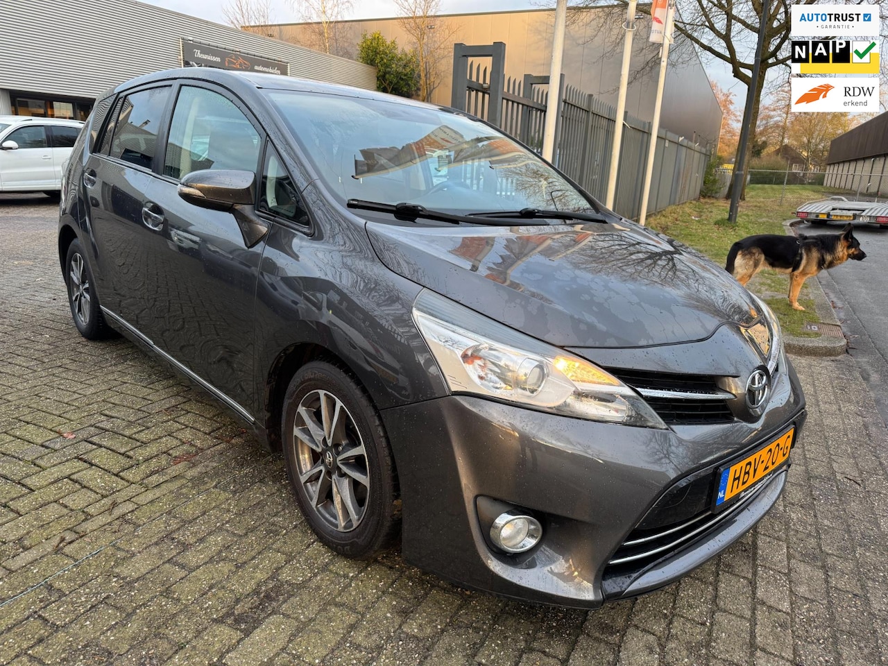 Toyota Verso - 1.8 VVT-i Dynamic Business 1eigenaar, 101.424 km airco, cruise, elec pakket, camera, trekh - AutoWereld.nl