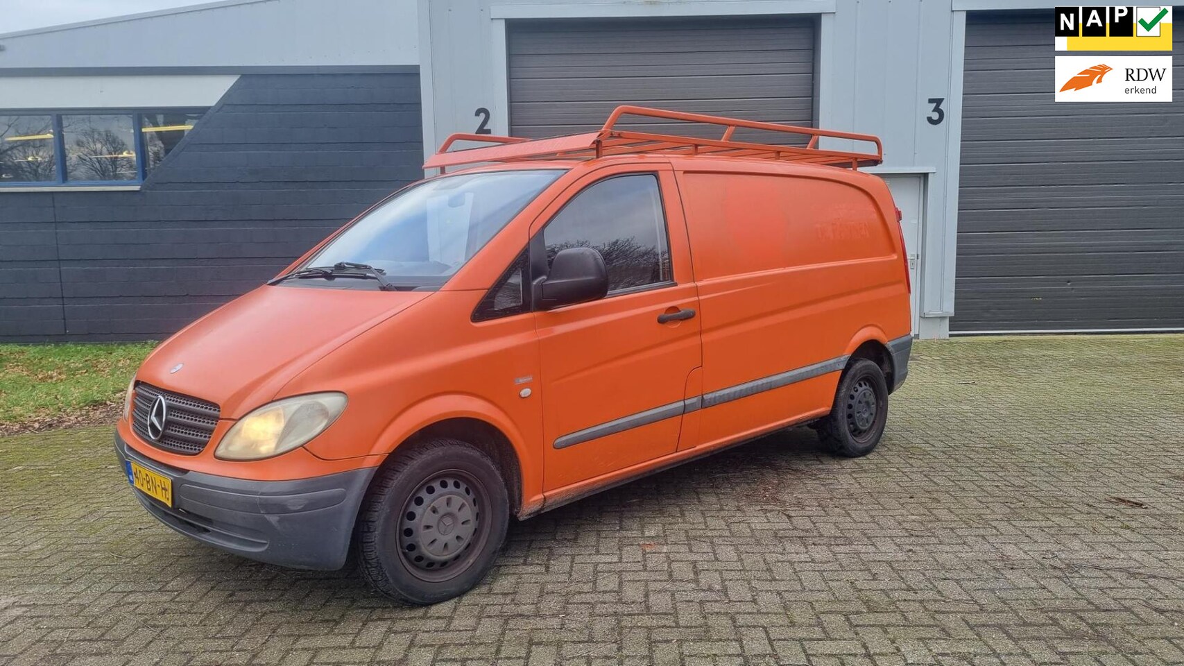 Mercedes-Benz Vito - 109 CDI 320 2004 310000KM RIJDT EN SCHAKELT GOED APK - AutoWereld.nl