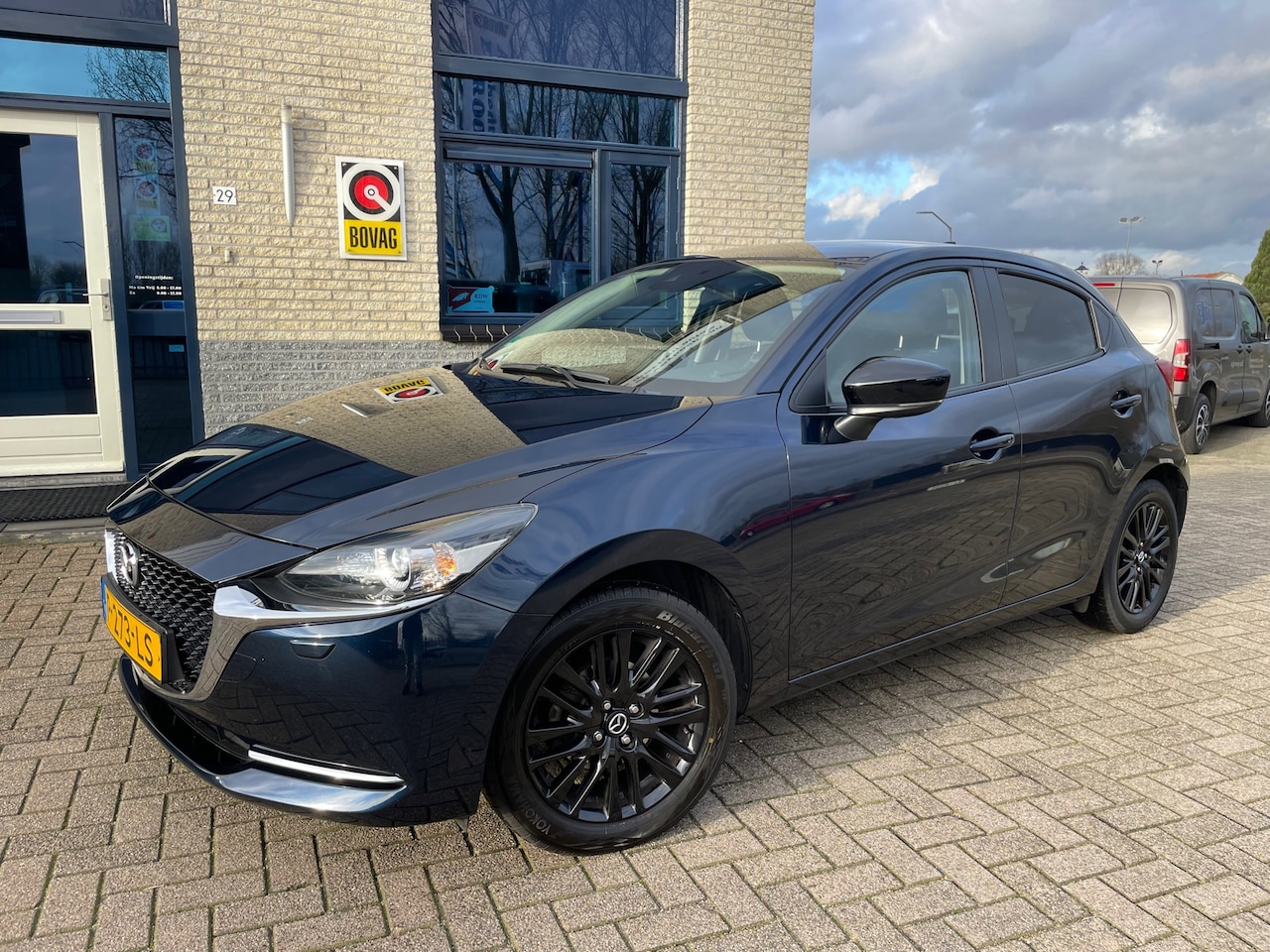 Mazda 2 - 1.5 Skyactiv-G Sportive- Camera-NL auto-PDC - AutoWereld.nl