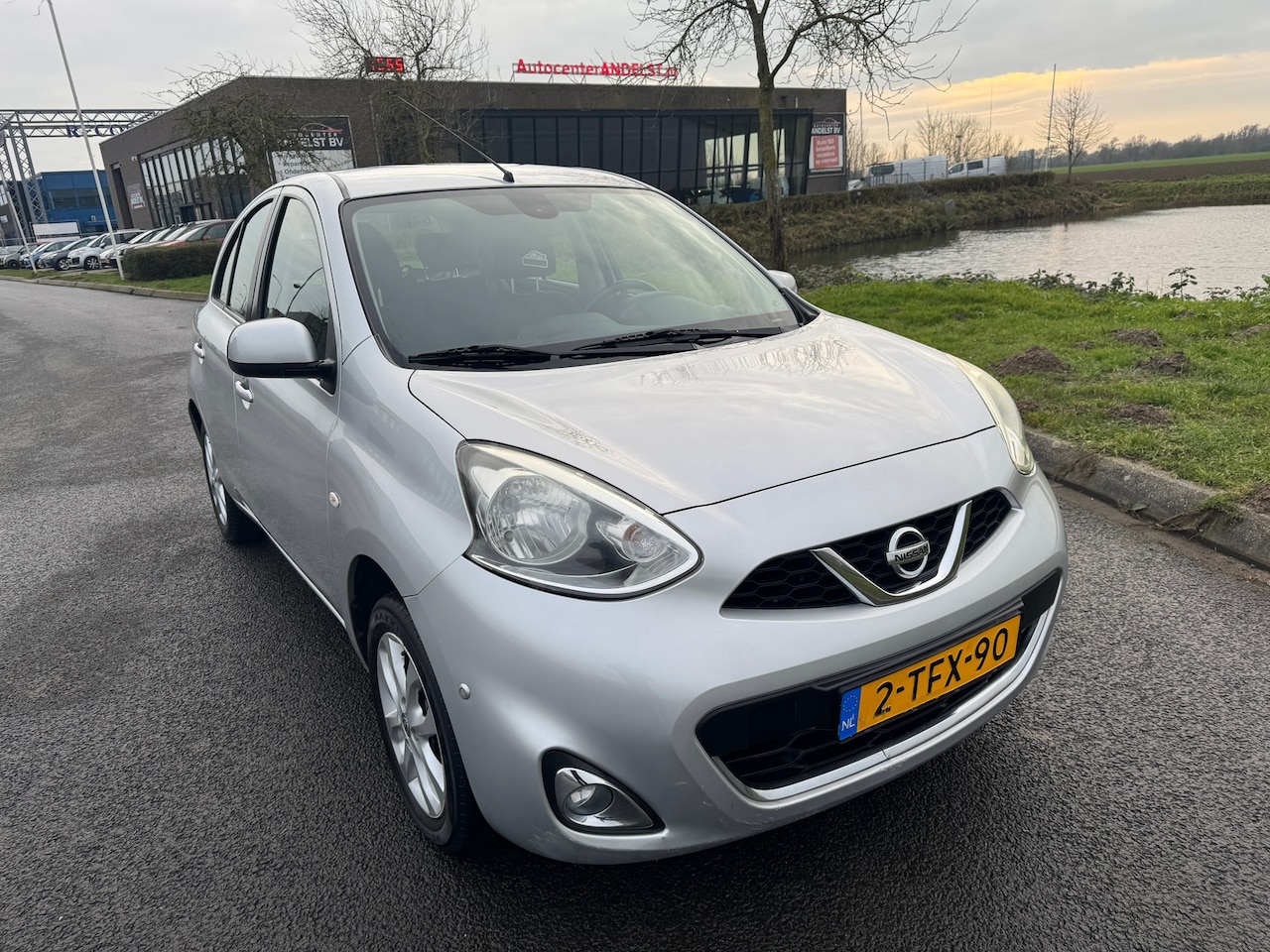 Nissan Micra - 1.2 Connect Edition 1.2 Connect Edition, 5drs, Navi, Cruise, Pdc, 2e eig afk, Geen import, Nap, Mooie km! - AutoWereld.nl