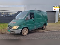 Mercedes-Benz Sprinter - 211 CDI 211CDI AUTOMAAT KORT LAAG MOTOR GOED