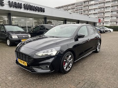 Ford Focus - 1.0 EcoBoost ST-line Business Winterpack Automaat