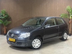 Volkswagen Polo - 1.4-16V Optive