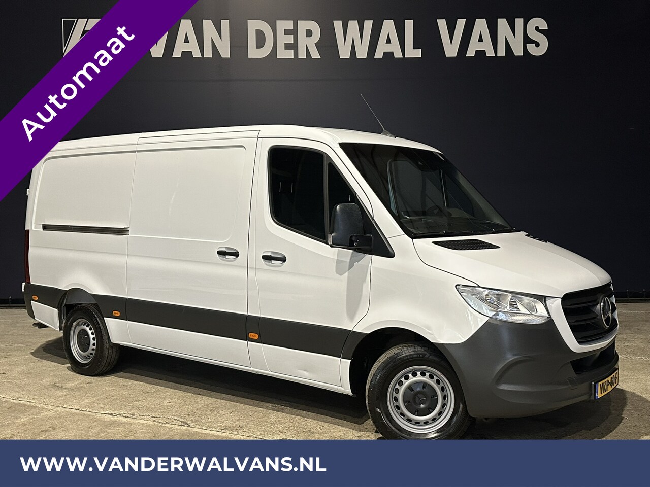 Mercedes-Benz Sprinter - 317 CDI 170pk 9G-Tronic Automaat 3500kg Trekhaak L2H1 Euro6 Airco | 2x Zijdeur | Navigatie - AutoWereld.nl