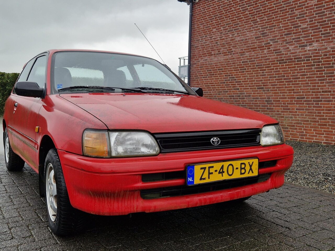 Toyota Starlet - 1.3i Friend 1.3i Friend - AutoWereld.nl