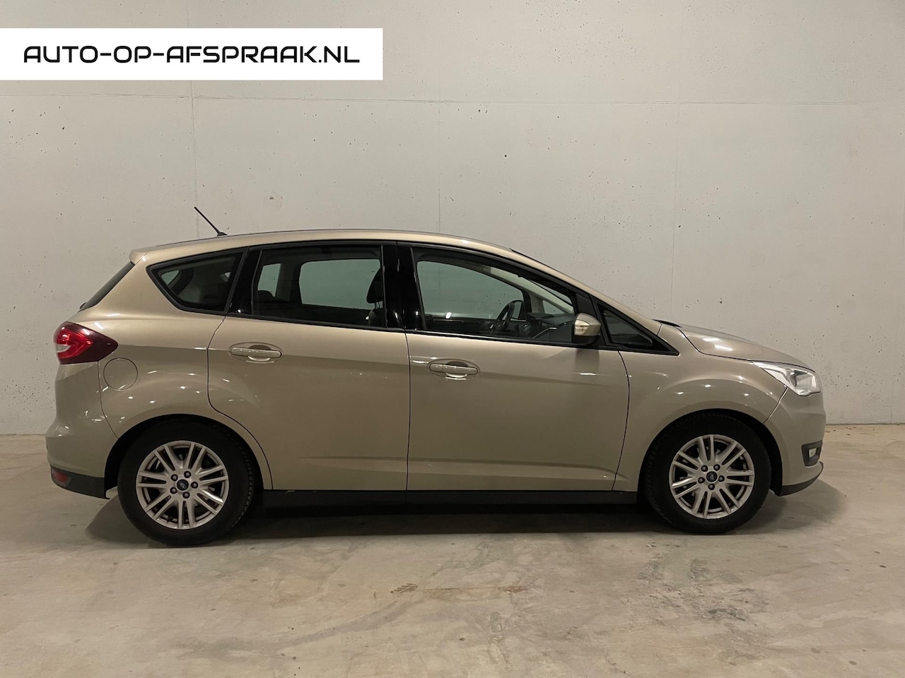 Ford C-Max - 1.0 Titanium Navi Clima Facelift APK NAP - AutoWereld.nl