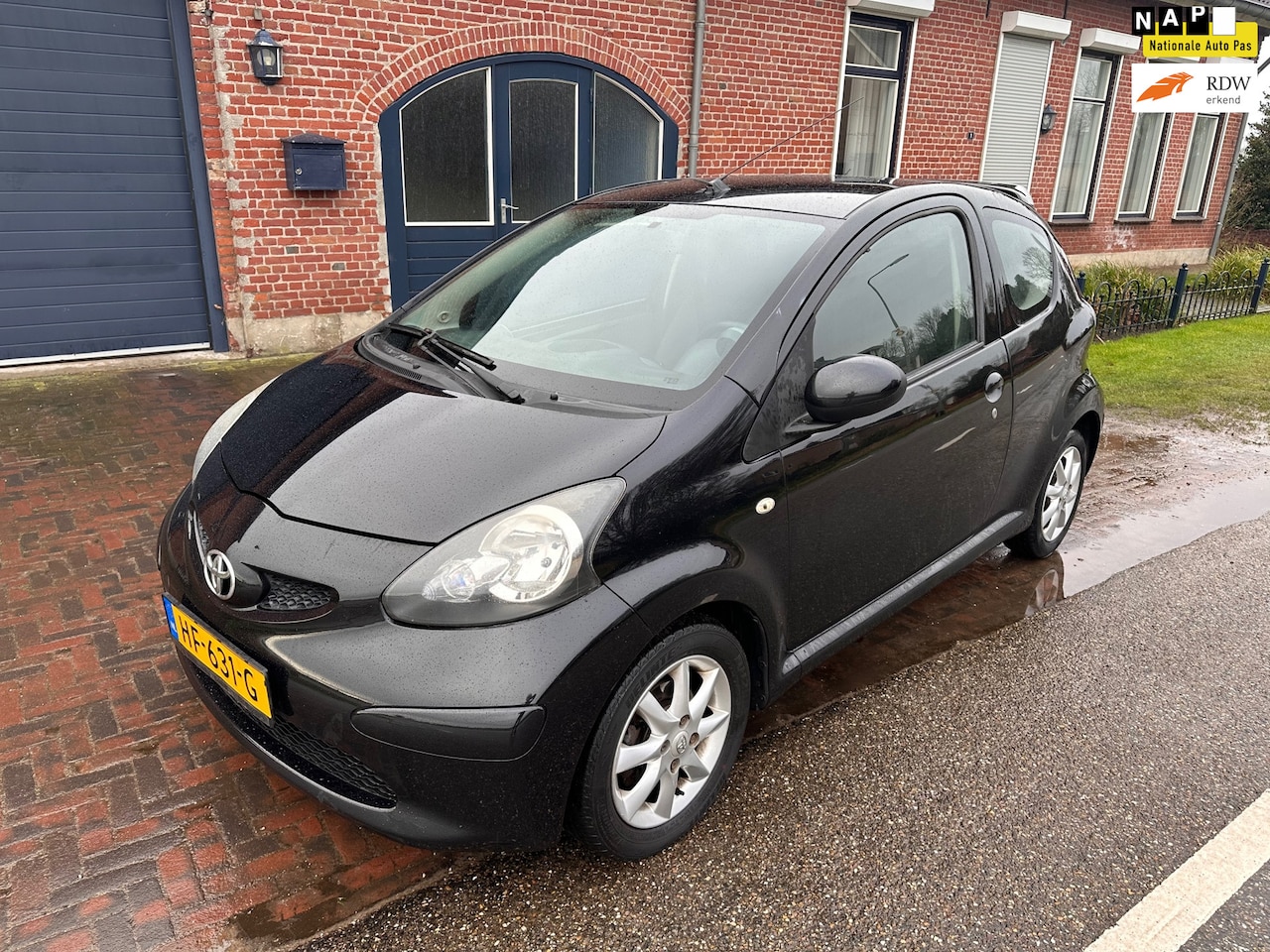 Toyota Aygo - 1.0-12V Access apk t/m26-10-2025 - AutoWereld.nl