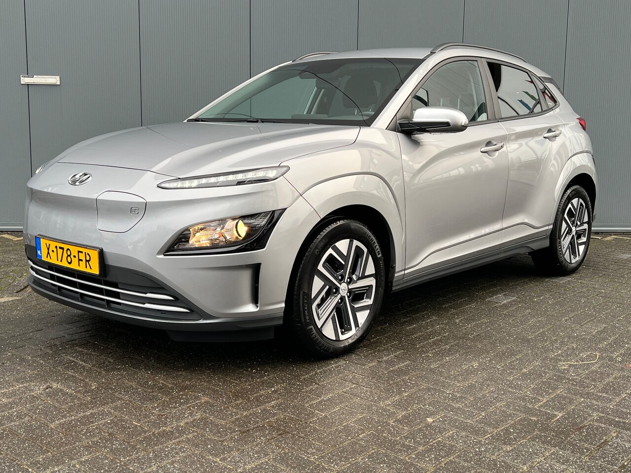 Hyundai Kona Electric - EV Pure 64 kWh Hyundai Kona   EV Pure 64 kWh  | Apple Carplay/Android Auto|telefoonintegra - AutoWereld.nl