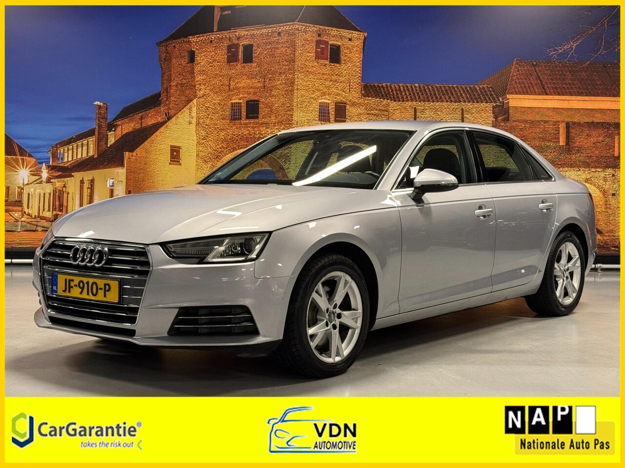 Audi A4 Limousine - 2.0 TFSI Ultra Sport Automaat Xenon Trekhaak - AutoWereld.nl