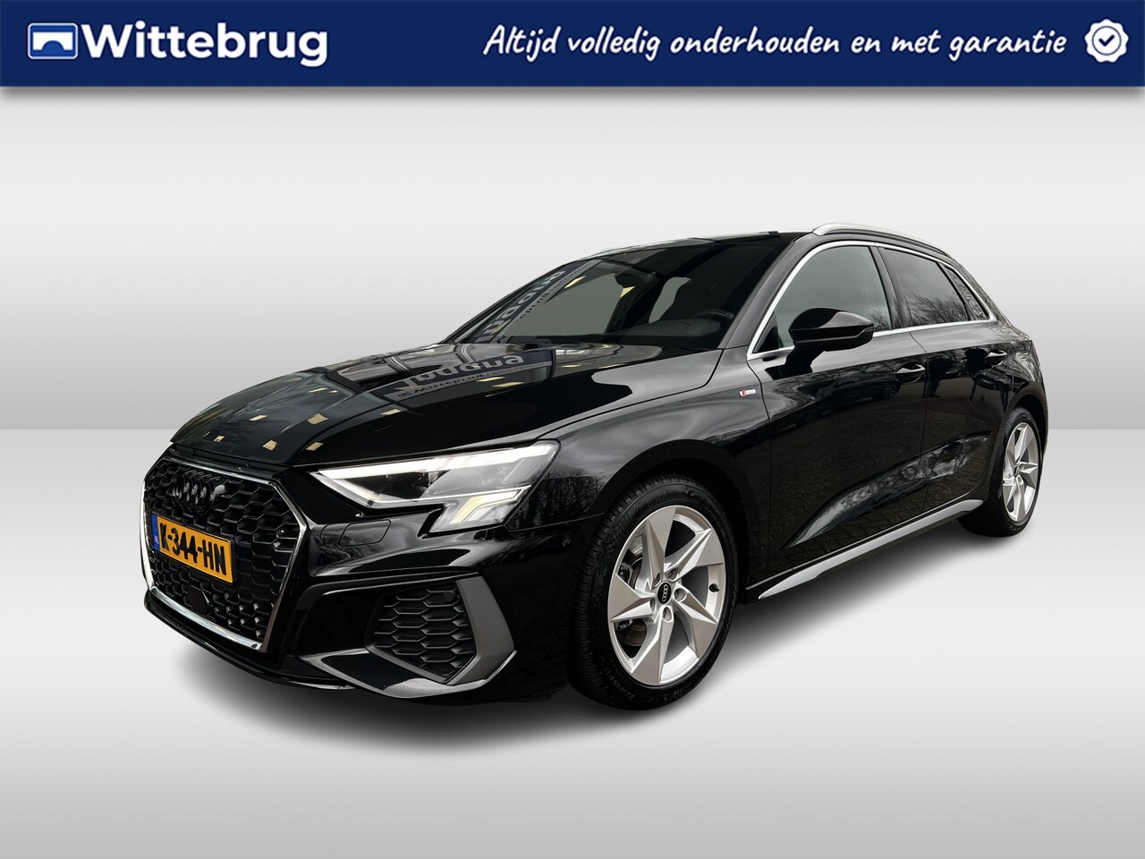 Audi A3 Sportback - 30 TFSI S edition / AUT/ Metallic/ Digitale cockpit/ / Led koplampen/ S line int. + ext. / - AutoWereld.nl