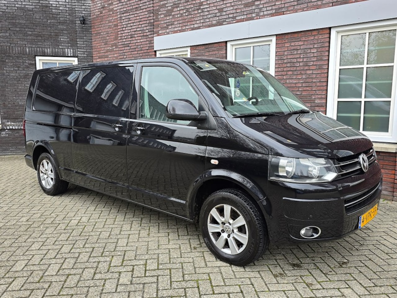 Volkswagen Transporter - 2.0 TDI L2H1 DC Comfortline 2.0 TDI L2H1 DC Comfortline - AutoWereld.nl