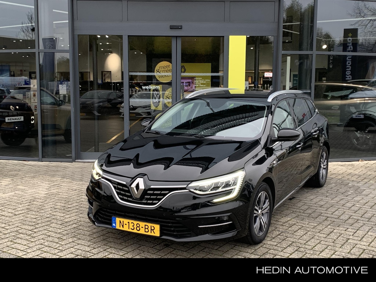 Renault Mégane Estate - 1.3 TCe Intens APPLE CARPLAY/ANDROID AUTO | PARKEERSENSOREN | LICHTMETALEN VELGEN | CLIMAT - AutoWereld.nl