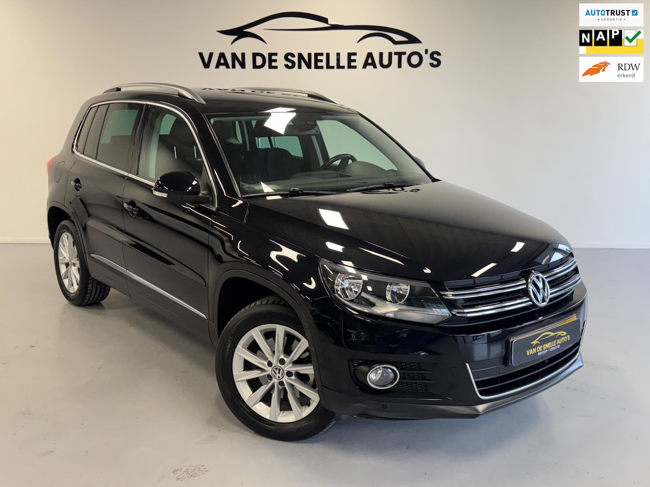 Volkswagen Tiguan - 1.4 TSI Sport&Style - AutoWereld.nl