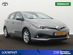 Toyota Auris - 1.2T Energy | Navigatie | Camera | Climate Control | Cruise Control | LM velgen |