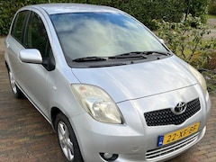 Toyota Yaris - 1.3 VVTi Luna MMT Climategate controle nw Apk