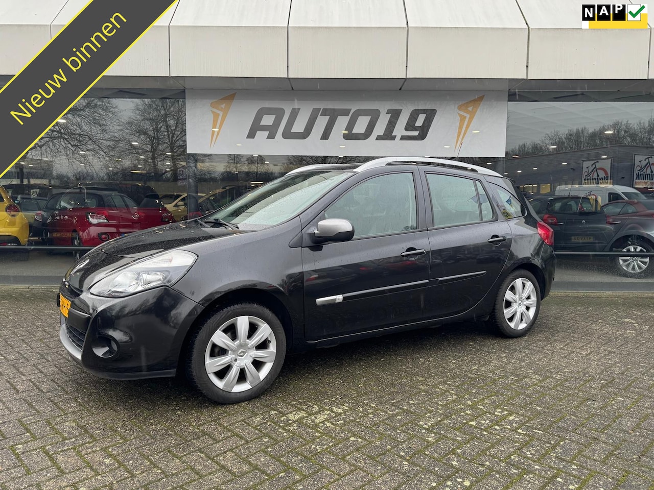 Renault Clio Estate - 1.2 TCE Night and Day - AutoWereld.nl