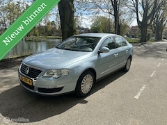 Volkswagen Passat - 2.0 FSI Comfortline