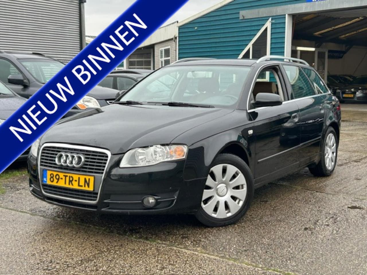 Audi A4 Avant - 2.0i Pro Line Business Automaat | ECC | LMV | Leer | Trekhaak - AutoWereld.nl