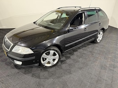 Skoda Octavia Combi - 1.6 FSI Elegance