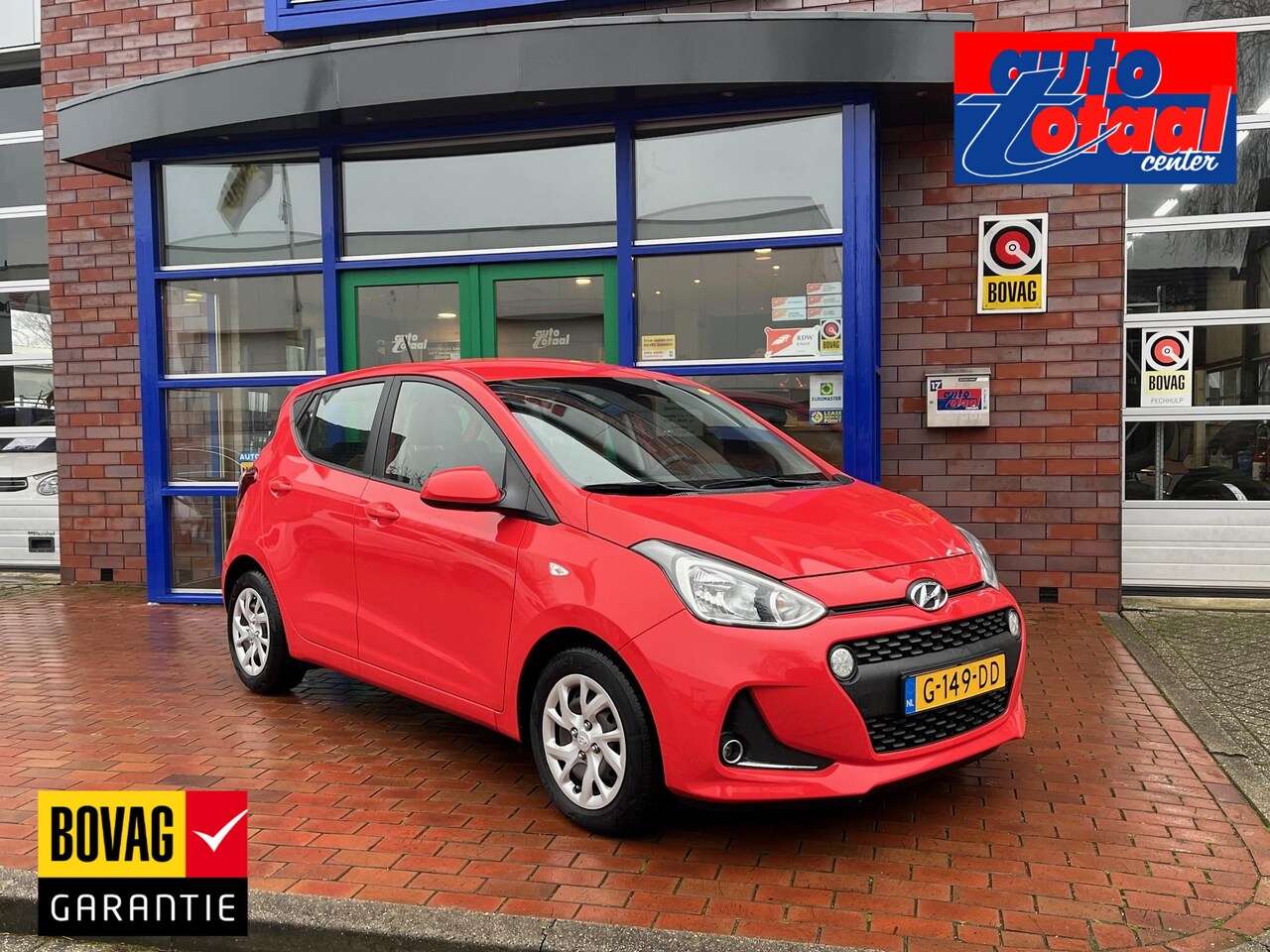 Hyundai i10 - 1.0i Comfort Navigatie, airco, sensoren! - AutoWereld.nl