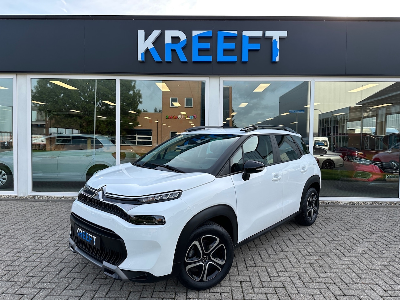 Citroën C3 Aircross - 1.2 PureTech S&S Shine App connect - AutoWereld.nl