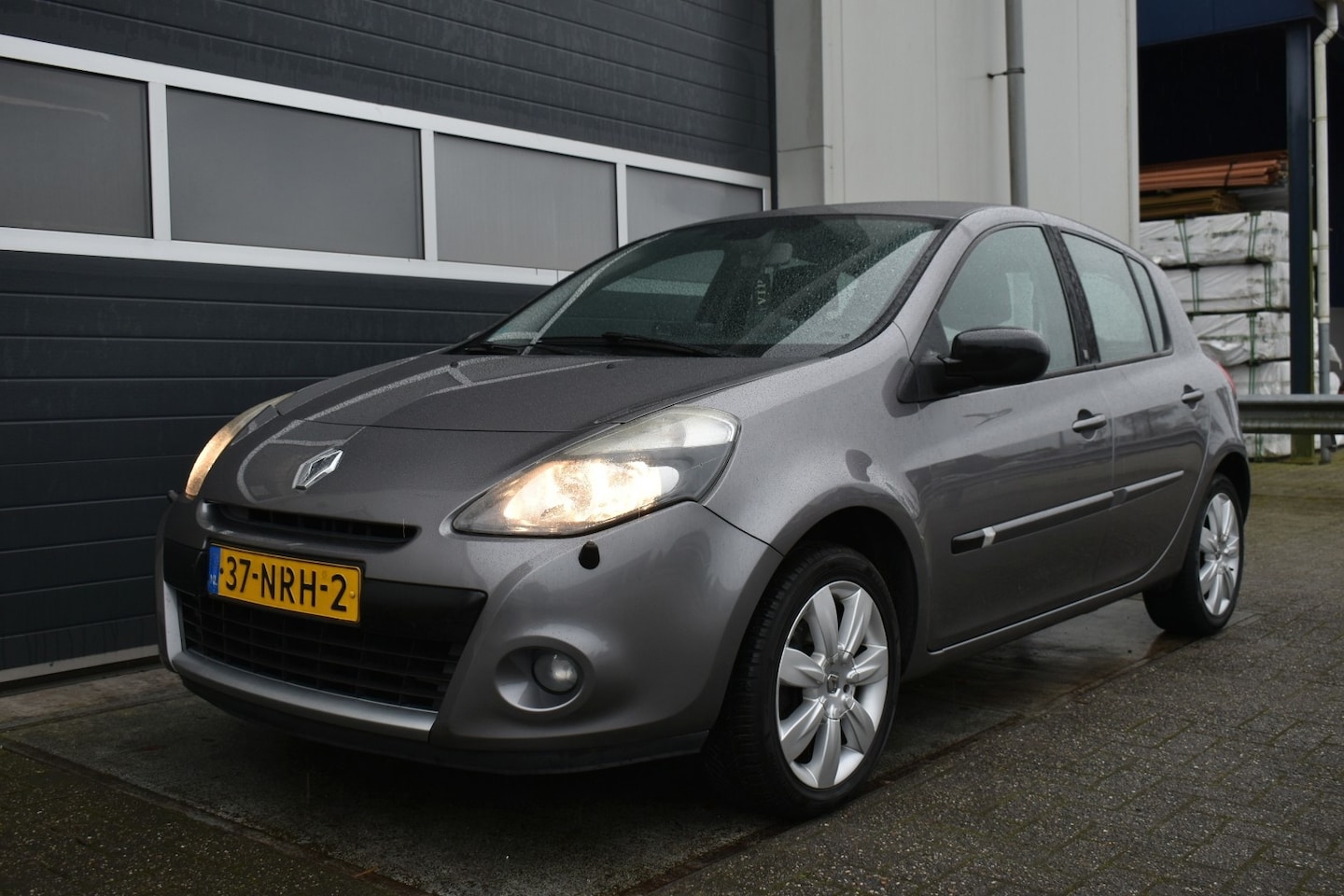 Renault Clio - 1.6 20th Anniversary 1.6 20th Anniversary - AutoWereld.nl