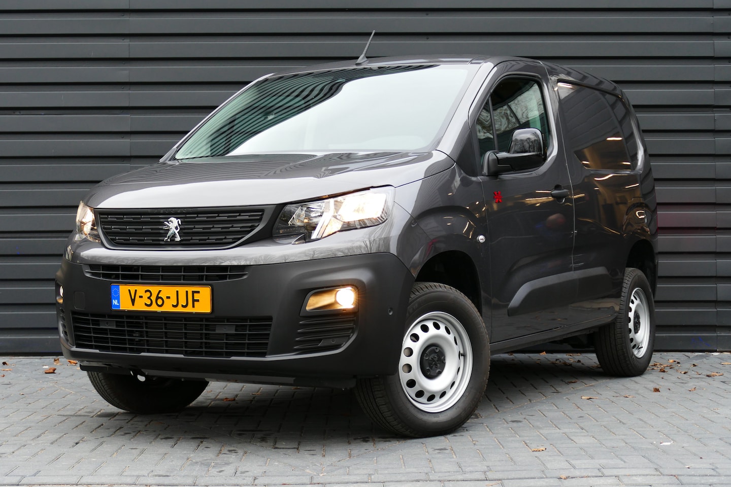 Peugeot Partner - 1.5 BLUEHDI 130PK L1H1 DANGEL / NAVI / CLIMA / PDC / 4X4 DANGEL / TREKHAAK / BLUETOOTH / C - AutoWereld.nl