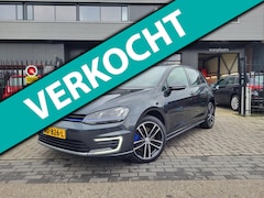 Volkswagen Golf - 1.4 TSI GTE | Met panoramadak, cruise control, climate control, navigatie en inclusief BOV