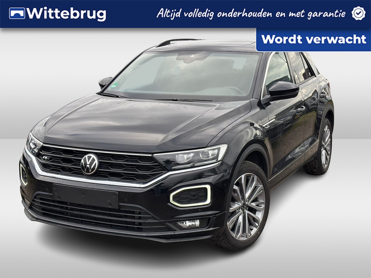 Volkswagen T-Roc - 1.5 TSI 150pk Sport R-LINE Panoramadak / LM 18 inch / Virtual cockpit / LED / Navigatie / - AutoWereld.nl