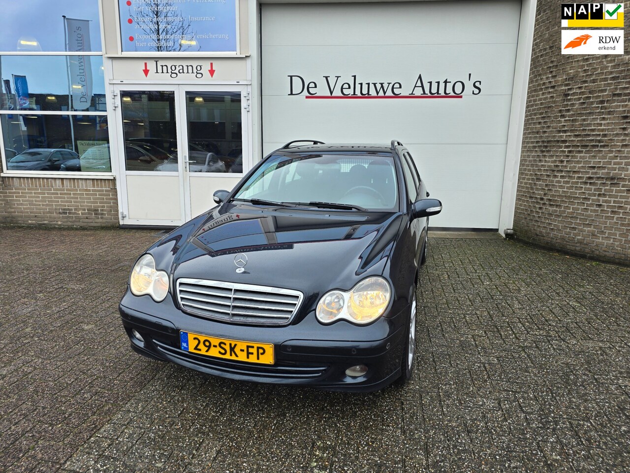 Mercedes-Benz C-klasse Combi - 180 K. Classic trekhaak automaat - AutoWereld.nl