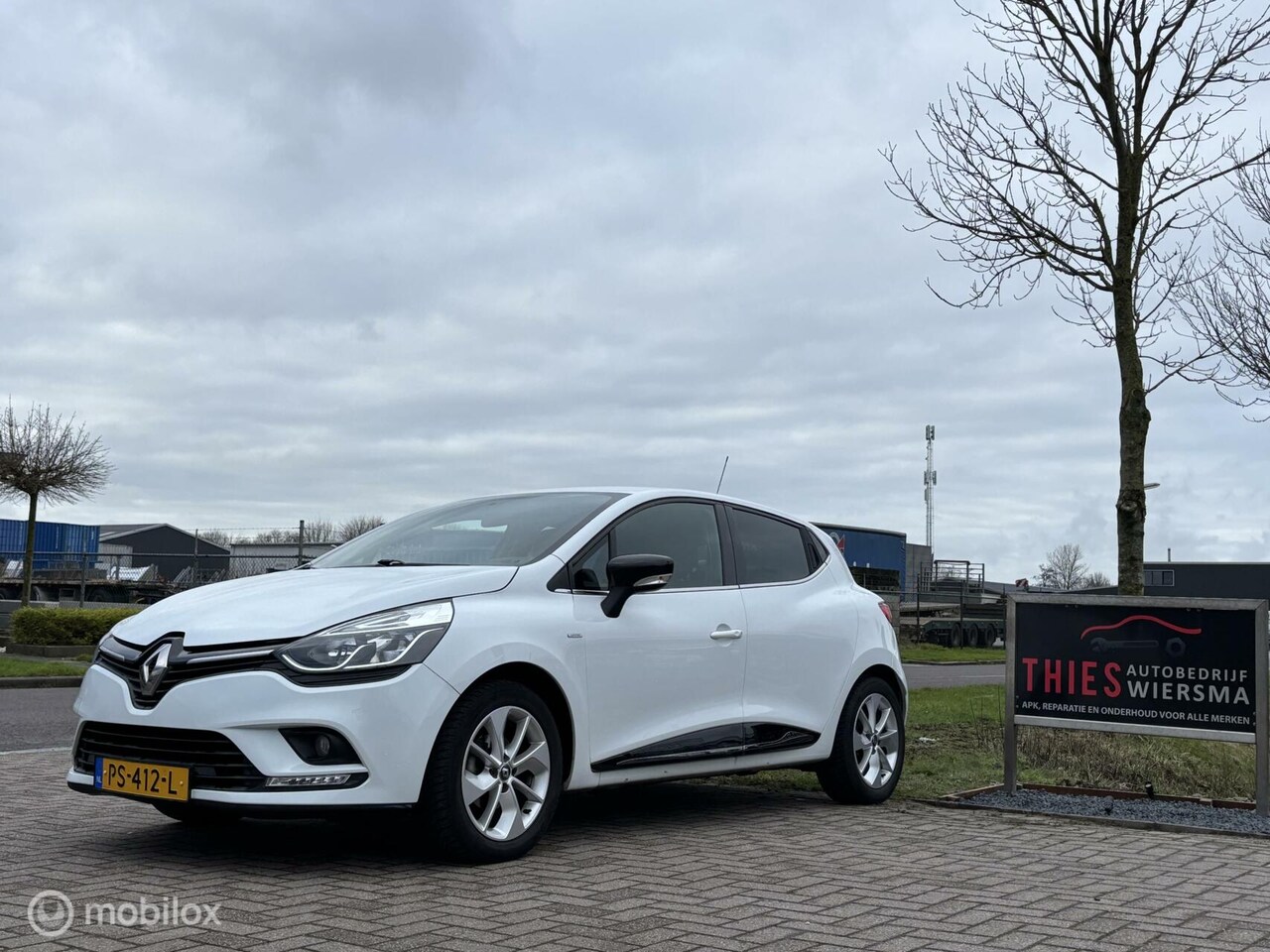 Renault Clio - 0.9 TCe Limited cruise/pdc/trekhaak/ - AutoWereld.nl