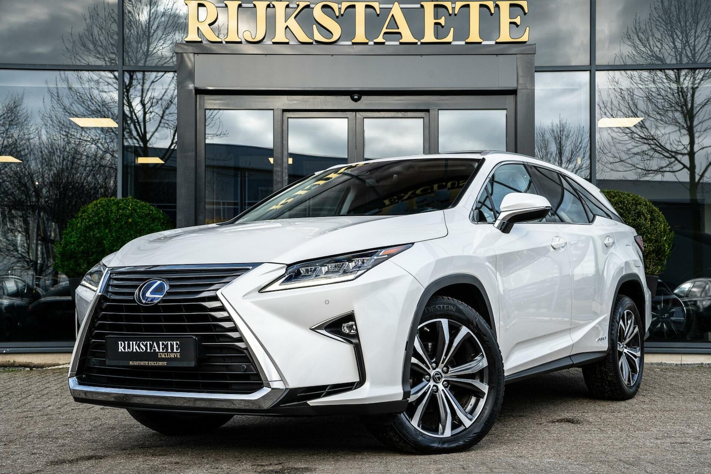 Lexus RX 450h - 450hL 4WD Premium|PANO|7PERS|NAV|LEDER|CAMERA|20' - AutoWereld.nl