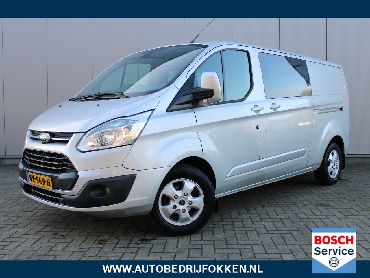 Ford Transit Custom - 290 2.2 TDCI L2H1 Limited DC 290 2.2 TDCI L2H1 Limited DC EXPORT - AutoWereld.nl