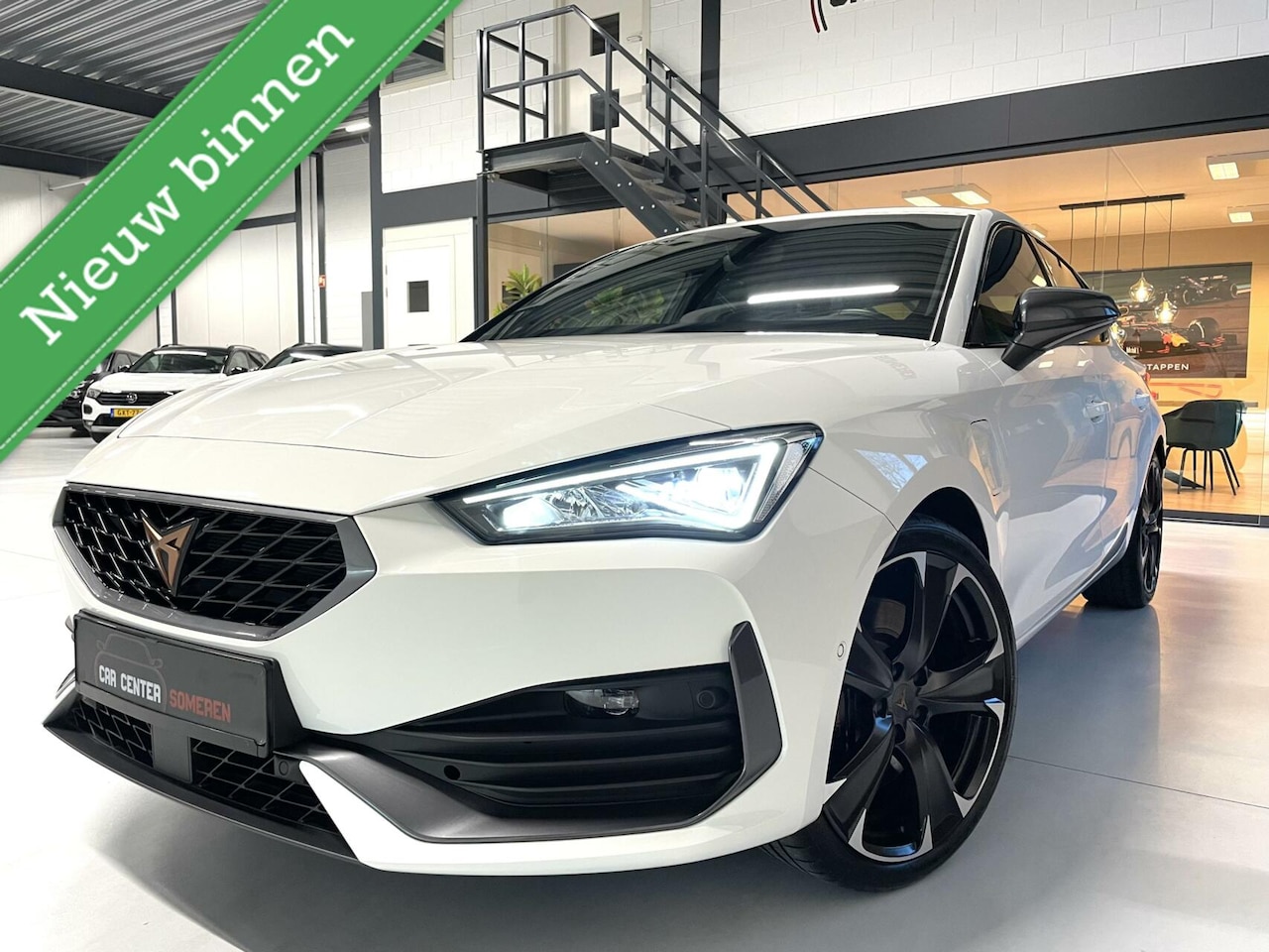 CUPRA Leon - 1.4 e-Hybrid VZ 245 PK/ Camera/ Memory/ 19''LMV/ Nieuwstaat - AutoWereld.nl