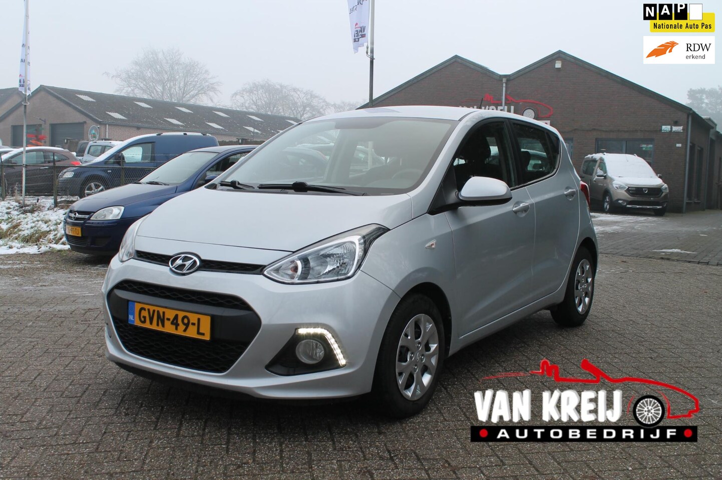 Hyundai i10 - 1.0i i-Motion Comfort 1.0i i-Motion Comfort, Automaat, Airco, Cv, El-Ramen - AutoWereld.nl