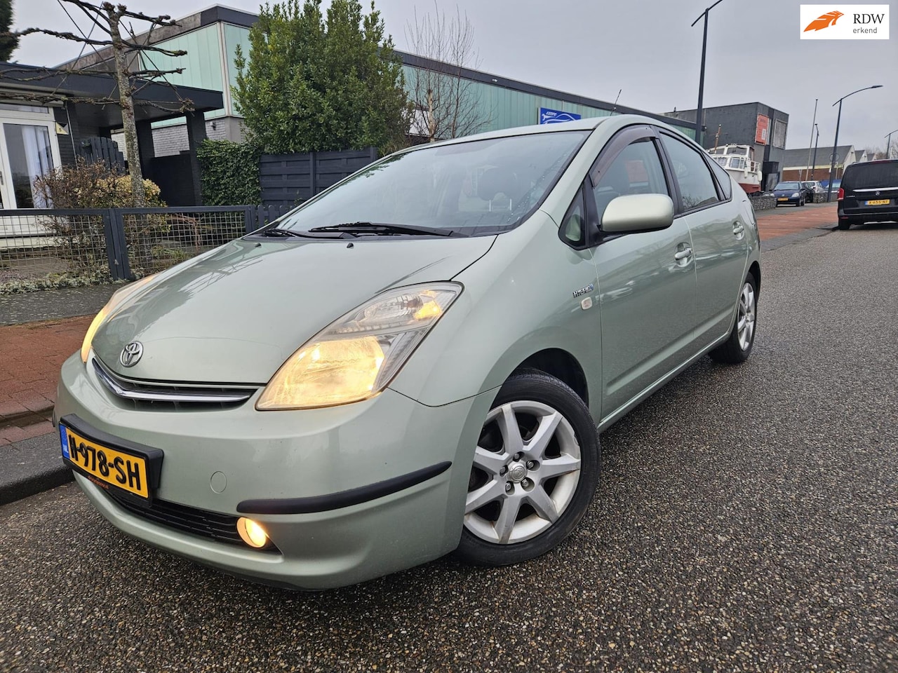 Toyota Prius - 1.5 VVT-i GARANTIE - AutoWereld.nl