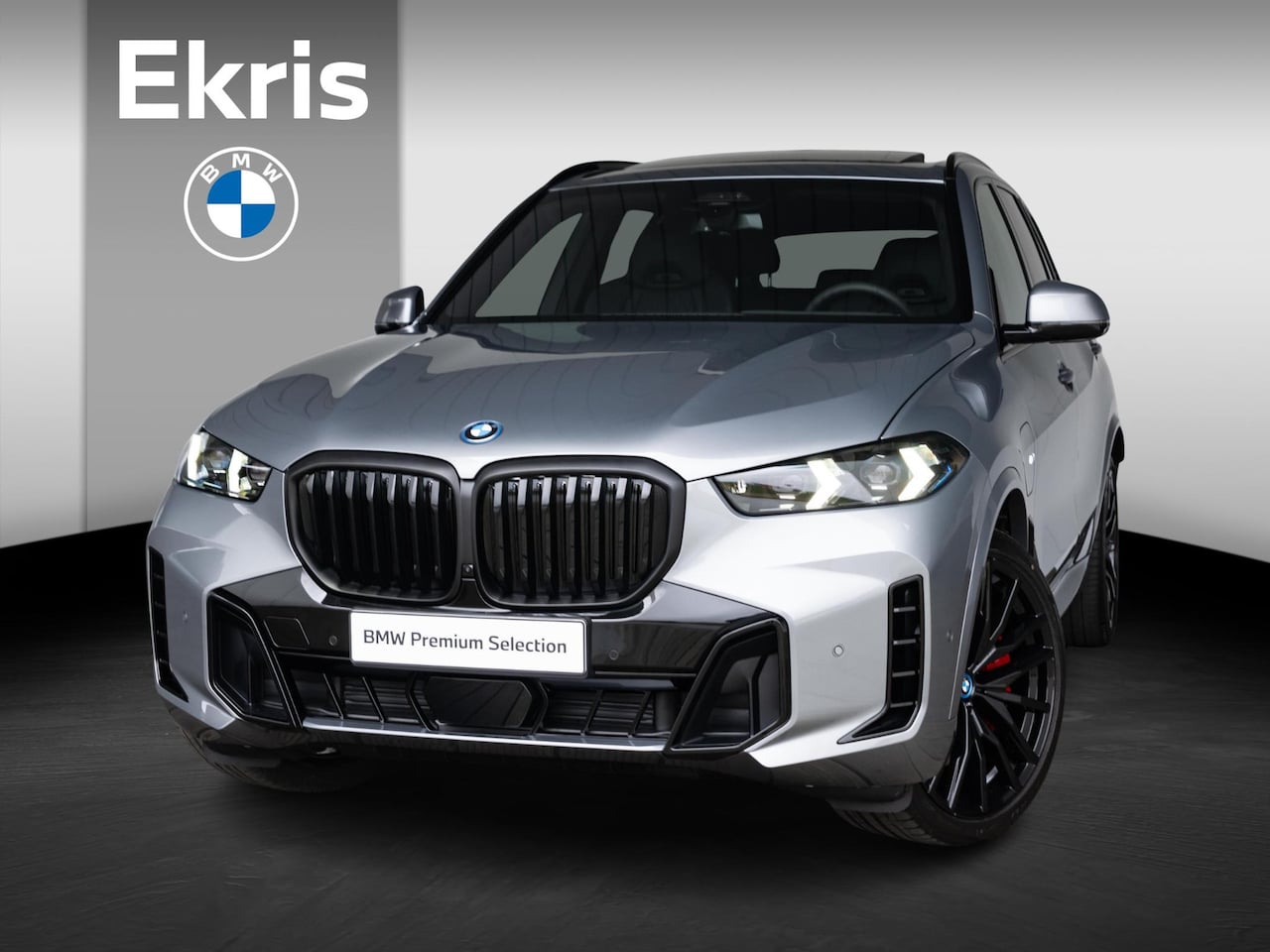 BMW X5 - xDrive50e | M Sportpakket Pro | Active Steering | Innovation Pack | Soft Close | 22 inch | - AutoWereld.nl