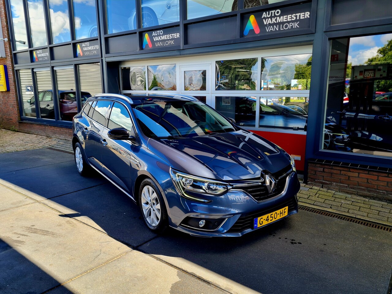 Renault Mégane Estate - 1.3 TCe 140pk GPF Limited Navi/DAB Parks. V+A All-in prijs + 12 Mnd gar. - AutoWereld.nl