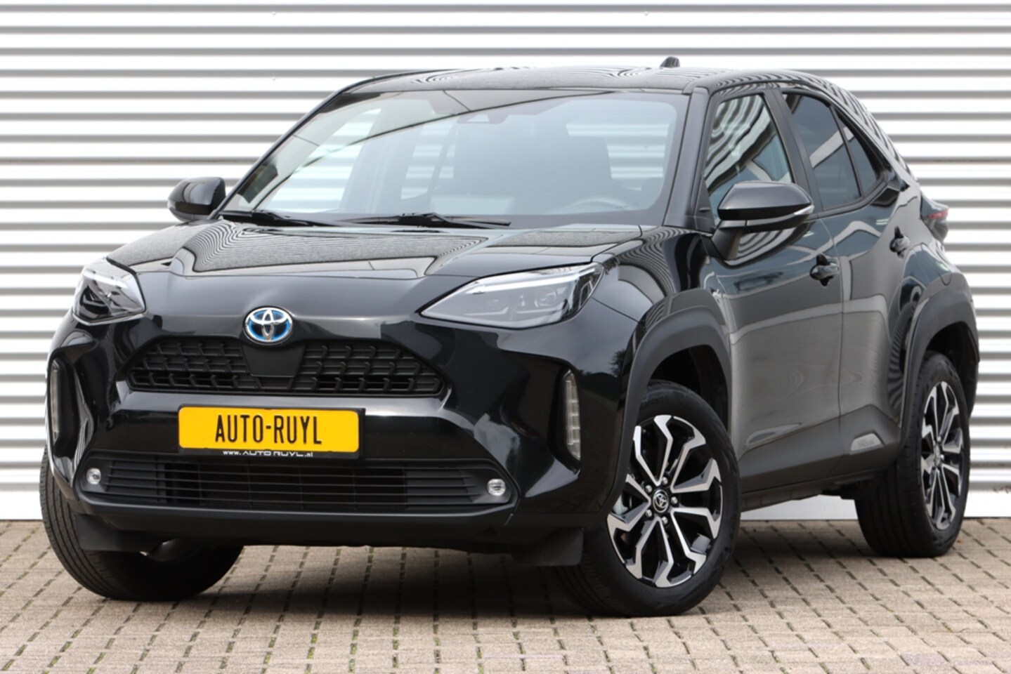 Toyota Yaris Cross - 1.5 Hybrid Team-D Navi / Carplay / Winter Pack - AutoWereld.nl