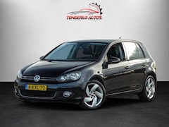 Volkswagen Golf - 1.4 TSI Trendline Automaat Leer Trekhaak Clima Cruise Xenon