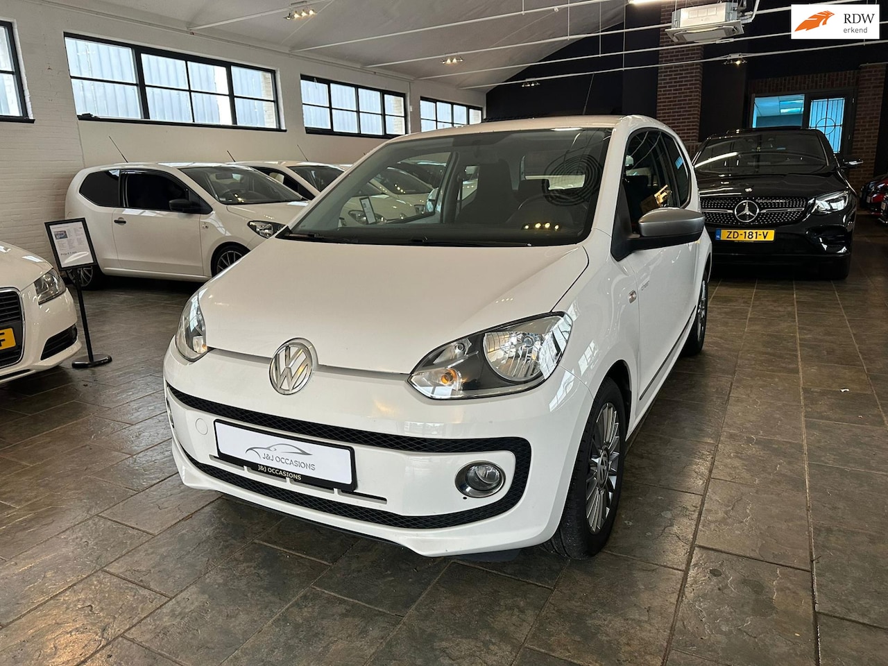 Volkswagen Up! - 1.0 cheer up! BlueMotion 1.0 cheer up! BlueMotion - AutoWereld.nl