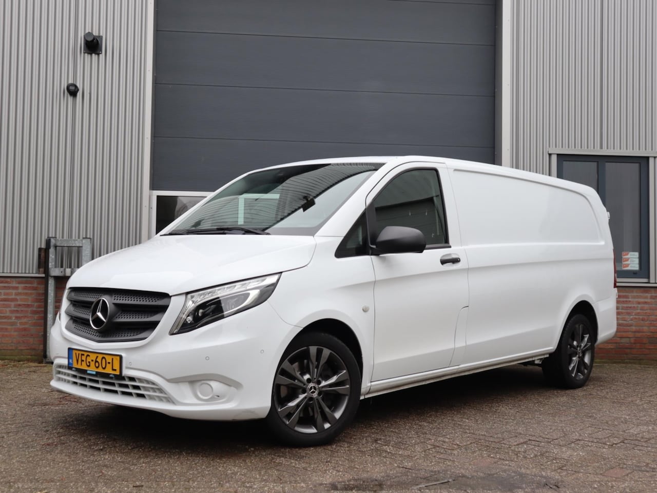 Mercedes-Benz Vito - 119 CDI 190pk 7G-Aut., XXL, LED, Navi, Stoelverw., 18 Inch LMV, L3H1 - AutoWereld.nl